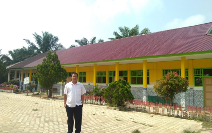 Kepala SDN 069 Sutopo S. Pd
