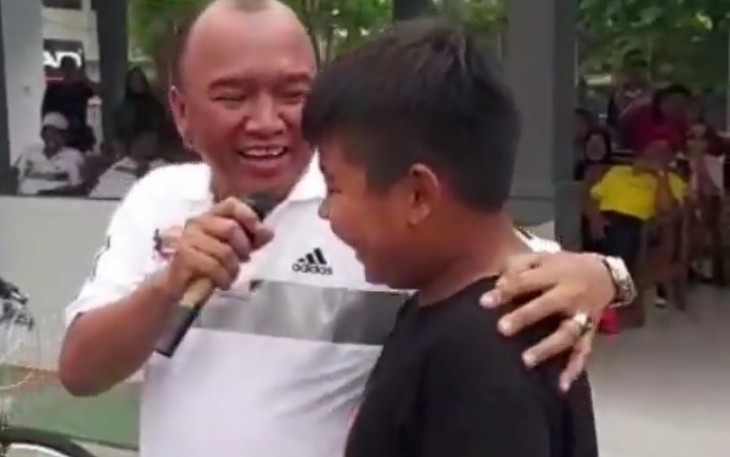 Wakil Walikota Tegal saat bersama Atlet Tenis Yunior Asal Banjarnegara