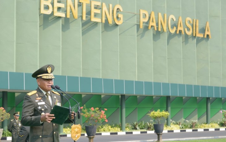 Kodam Jaya/Jayakarta Gelar Upacara Bendera di Lapangan Jayakarta Makodam