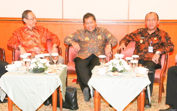 Wakil Walikota Tegal M.Jumadi ST. MM. Wacanakan Kota Tegal Jadi Pengolah Aspal Plastik 