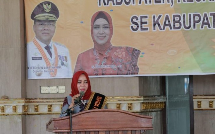 Bunda PAUD Kabupaten Bengkulu Selatan Ny Nurmalena Gusnan