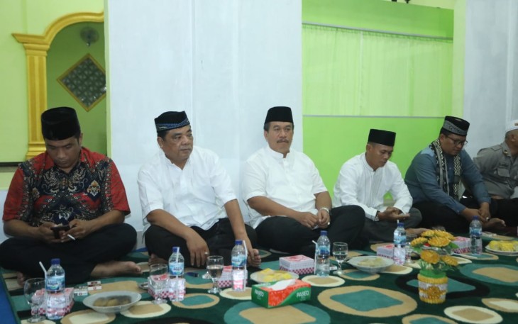 Sekda Kabupaten Asahan Hadiri Peringatan Maulid Nabi Muhammad SAW di Desa Karya Ambalutu