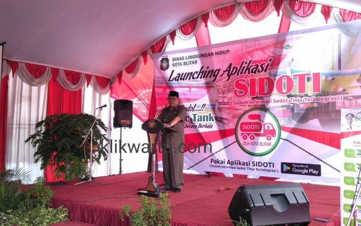 Plt Walikota Blitar Santoso saat memberikan sambutan dalam acara Peluncuran Aplikasi Sidoti