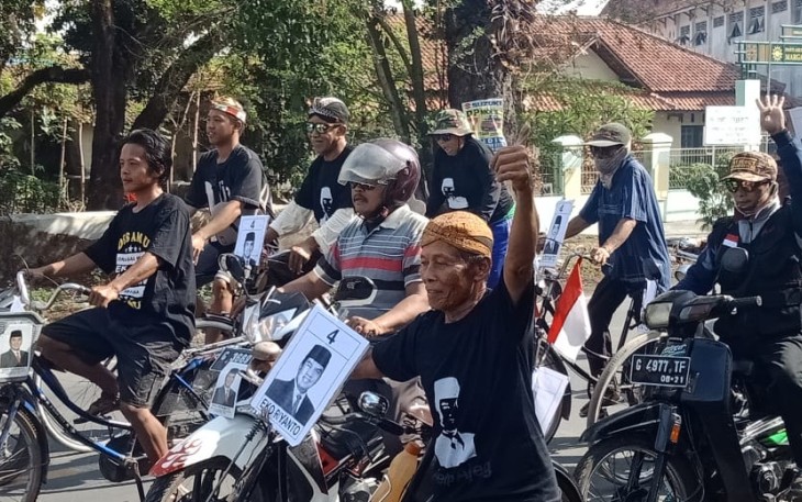Pendukung Kepala Desa Nomor 4 