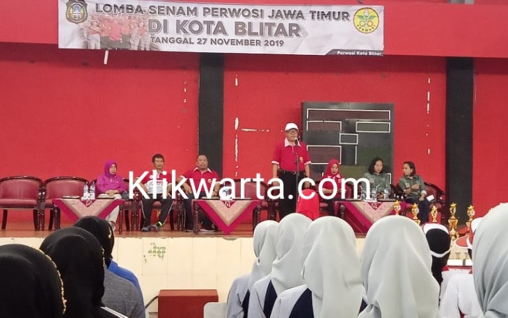 Plt Wali Kota Blitar Santoso Saat Memberikan Sambutan di Acara Lomba Senam Perwosi Jawa Timur