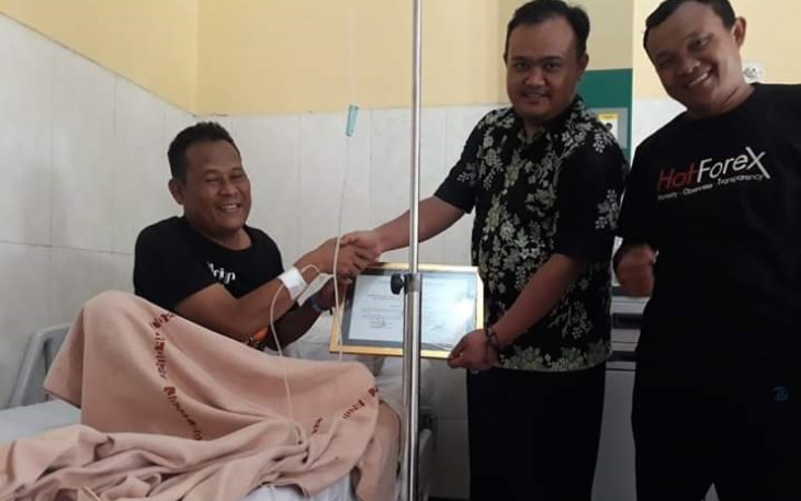 AKP Bambang Terima Penghargaan Dari PHSN