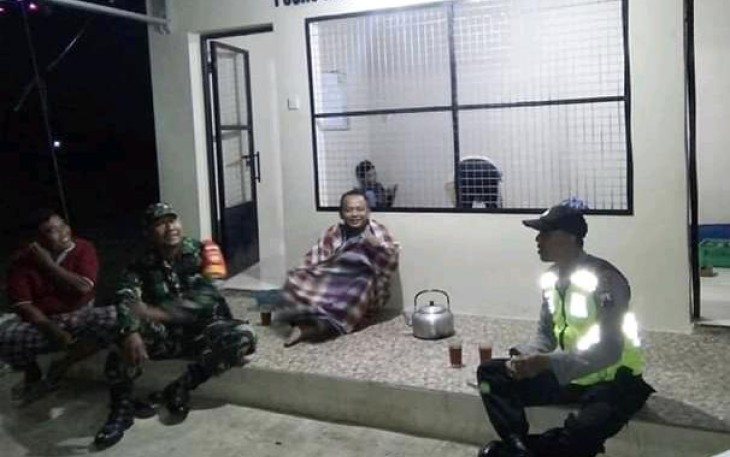 Sinergitas Babinsa Dan Bhabinkamtibmas Jaga Wilayah 
