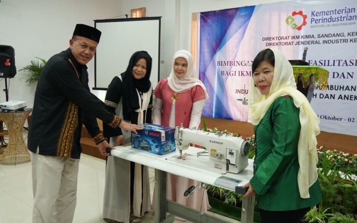 40 Pengrajin Aceh Besar Terima Bantuan Kemenprin RI
