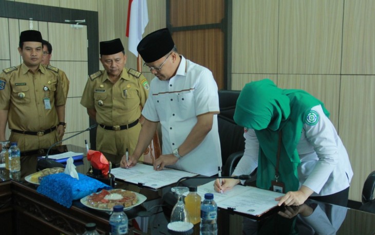 Gubernur Bengkulu Rohidin Mersyah Teken MoU Jaminan Kesehatan Daerah