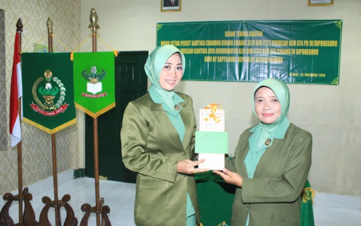 Ny Lilik Minarso Pimpin Sertijab Wakil Ketua Persit KCK Cabang XLIV  
