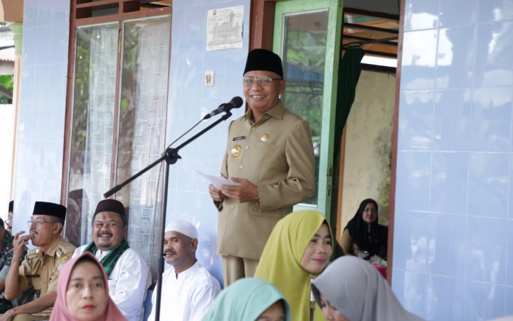 Bupati dan Ketua TP PKK Asahan Hadiri Pengajian Akbar di Mesjid Nurul Fatah