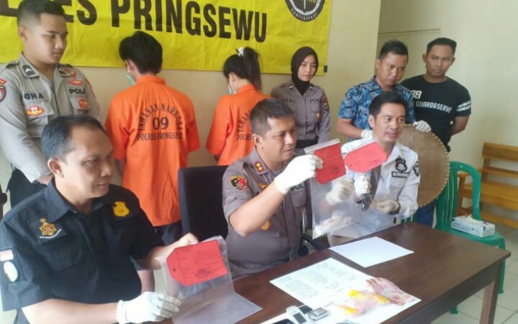 Kapolres Pringsewu AKBP Hamid Andri Soemantri Saat Menggelar Konferensi Pers di Polres Pringsewu