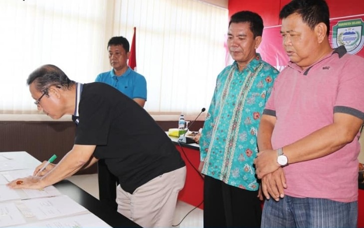 Bupati Seluma Bundra Jaya Saksikan Penandatanganan Perjanjian Kerja Kepala Organisasi Perangkat Daerah Tahun 2020