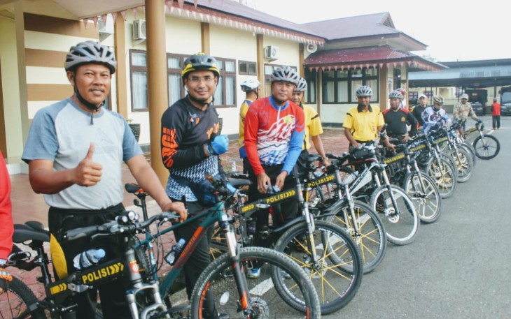 Kapolres Simeulue Ajak Anggota Olah Raga Gowes Bareng