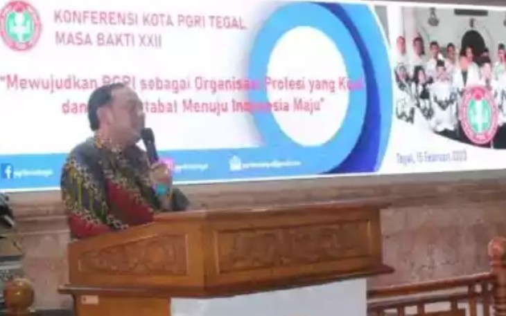 Wali Kota Tegal Buka Konfrensi Kota PGRI Tegal Masa Bakti XXII