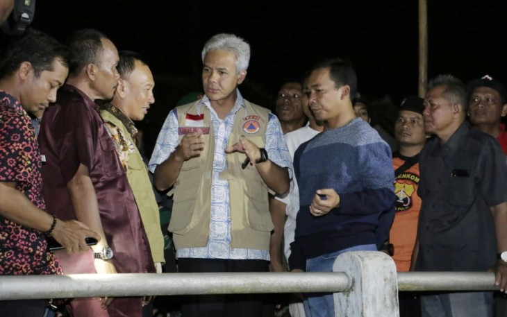 Ganjar Pranowo Siap Normalisasi Sungai di Batang