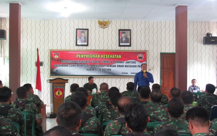 Prajurit Kodim 0736/Batang Terima Penyuluhan Kesehatan Tanpa Obat