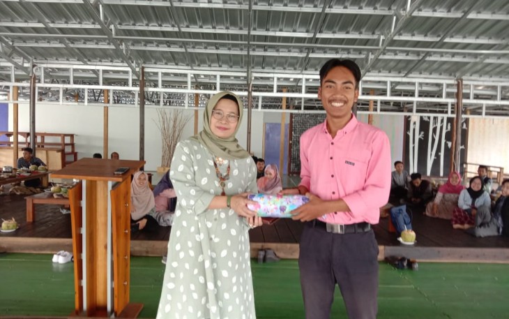 UIN SGD Berikan Apresiasi 30 Mahasiswa Berprestasi Nasional-Internasional