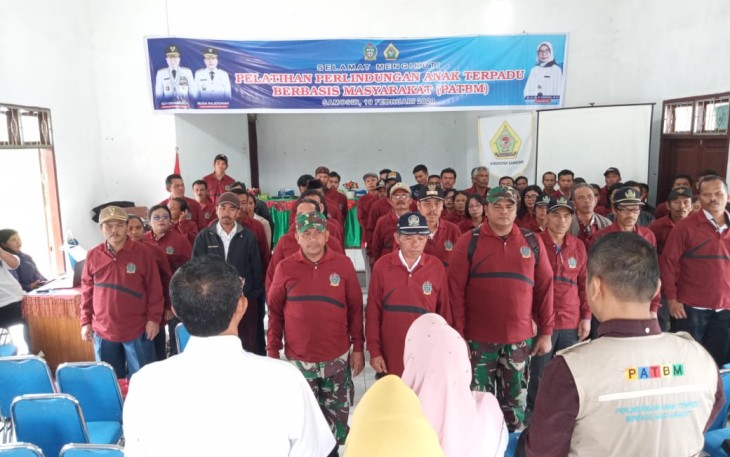 Pelatihan Perlindungan Anak Terpadu Berbasis Masyarakat di Aula Kantor Camat Ronggur Nihuta