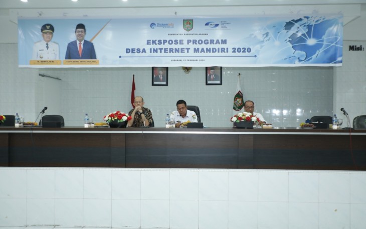 Bupati Asahan Berikan Pemahaman Kepada Para Kades Pentingnya Kedaulatan Digital Bagi Masyarakat Desa 