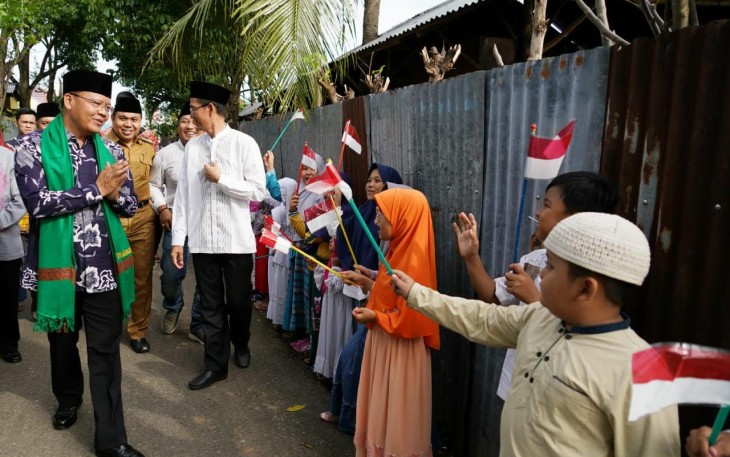 Gubernur Rohidin Bantu Pembangunan TPQ Masjid Al Khalik Selebar