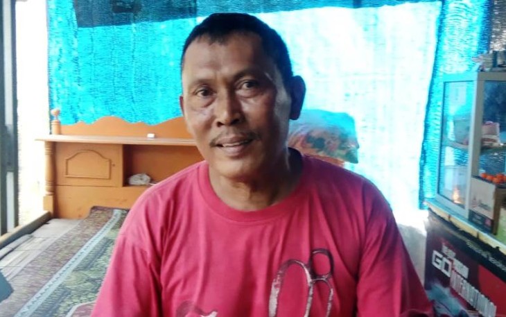 Edi (57) guru Guru SD di Pantirejo