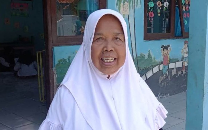 Sri Puji Astuti (76) ibu rumah tangga