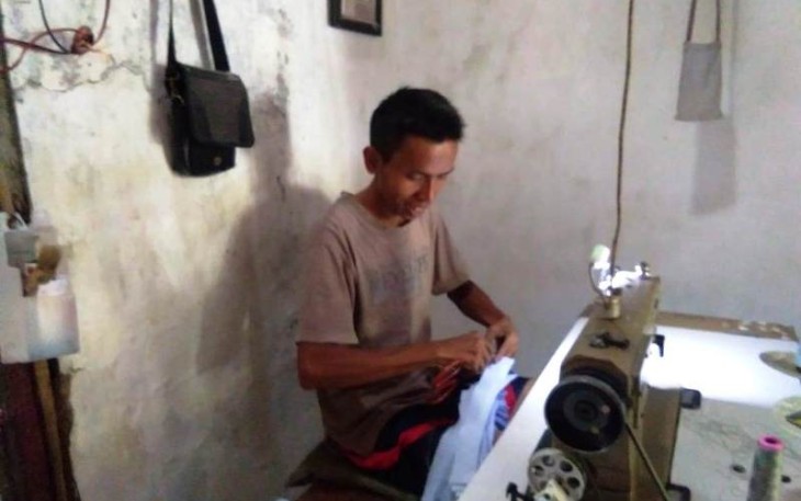 Pembangunan Akses TMMD Reguler Pekalongan Membawa Manfaat Bagi Tukang Jahit