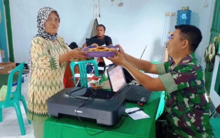 Peran Mbah Jo di TMMD Reguler Pekalongan