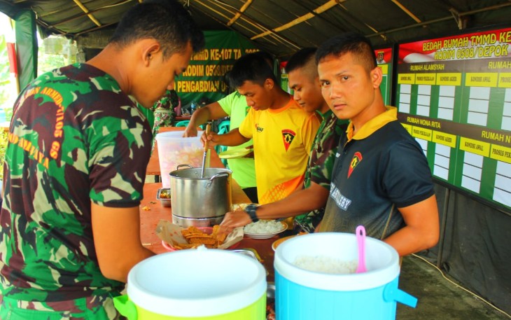 Begini Cara Satgas TMMD 107 Kodim 0508/Depok Jaga Kekompakan
