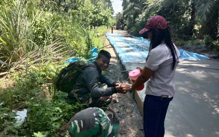 'Senyum Teritorial' Guna Menunjang Tugas TMMD Kodim 0207/SML