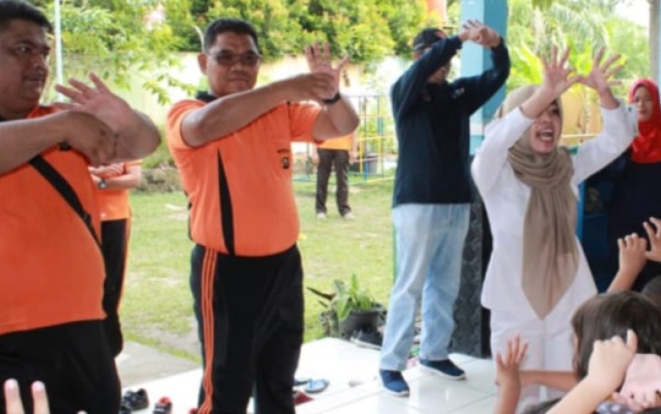 Polres Batanghari Sosialisasi dan Baksos Pencegahan Virus Corona