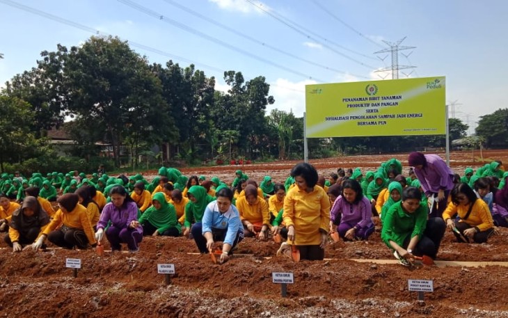 Kunjungan Istri Panglima TNI di Wilayah Koramil 05/Bantar Gebang Kodim 0507/Bekasi