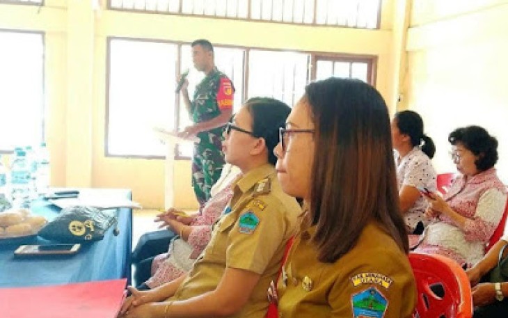 Serda lahaidi saat memberikan pengarahan