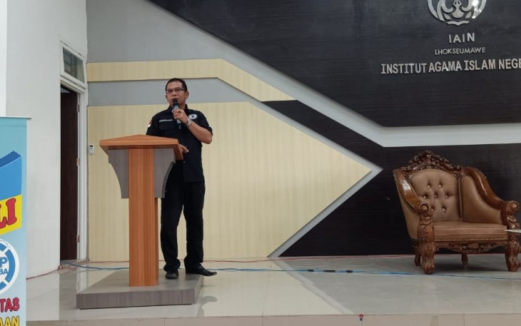 Kepala BNNK Lhokseumawe AKBP Fakhrurrozi SH dalam Seminar dan Workshop Nasional