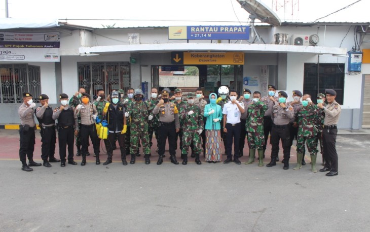 Dandim 0209/LB Prioritaskan Stasiun Kereta Api Rantauprapat Jadi Sasaran Penyemprotan Disinfektan