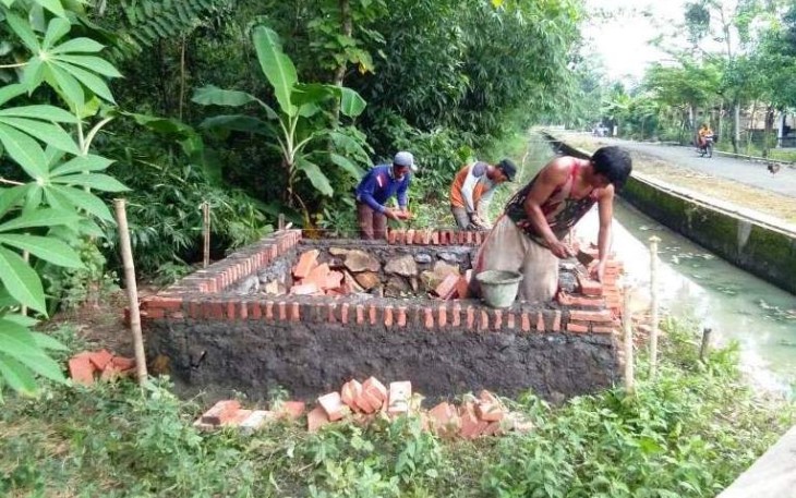 Inilah Bukti Bahwa Satgas TMMD Reguler Pekalongan Akan Selesaikan Tiga Unit Pos Kamling