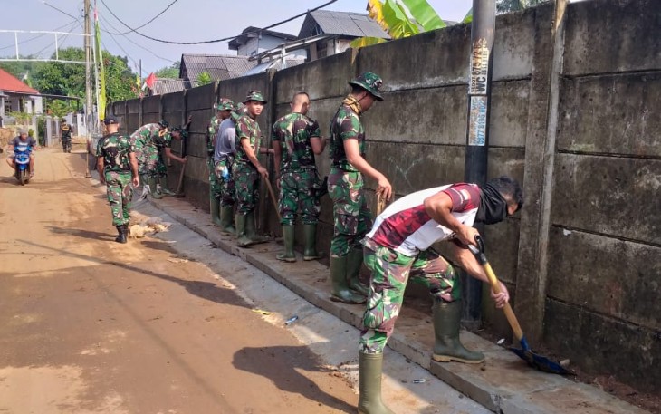 Sambangi Sasaran Fisik Pembuatan Drainase, Dansatgas TMMD 107 Kodim 0508/Depok Beri Apresiasi