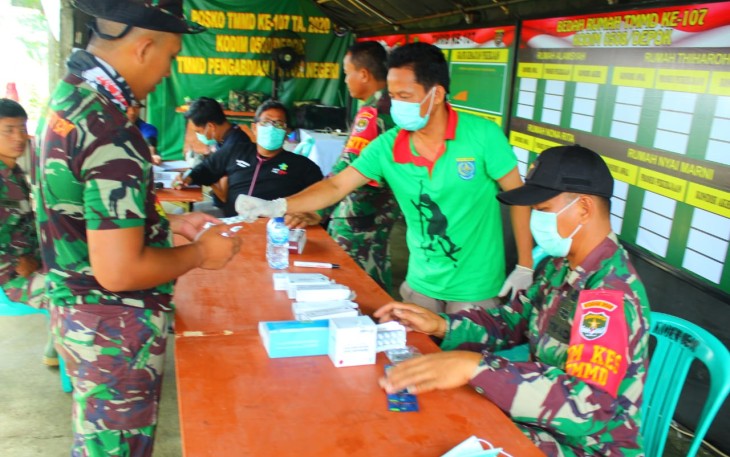 Warga RW 02 Kali Baru Dapat Bantuan Pemeriksaan Kesehatan Gratis 