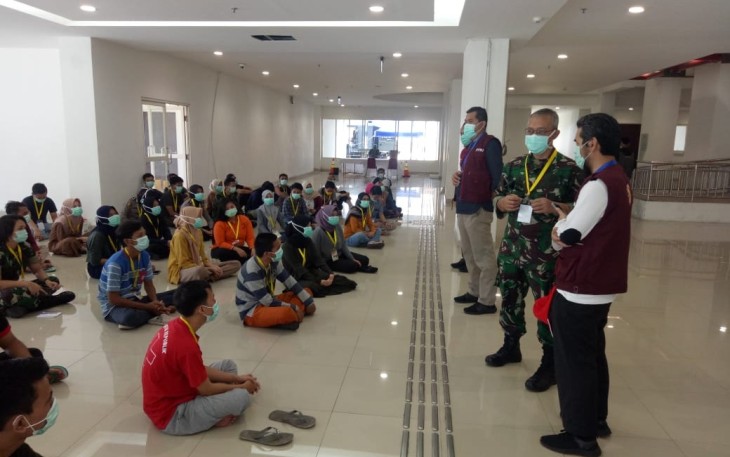 Pembekalan 250 Relawan yang Siap Diterjunkan Sebagai Tenaga Perawat di RS Darurat Wisma Atlet