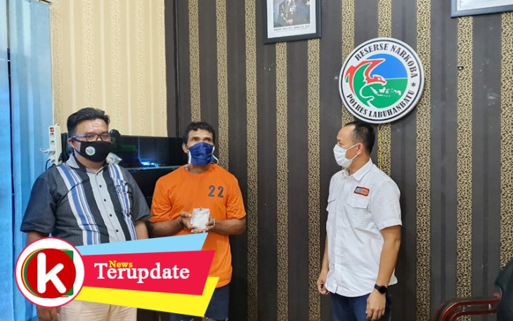 Tersangka dan Barang Bukti saat diamankan di Mapolres Labuhanbatu