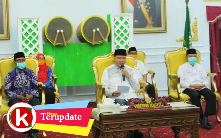Gubernur Rohidin saat pimpin Halal Bilalal