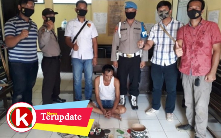 Satu orang penjudi dan barang bukti saat diamankan