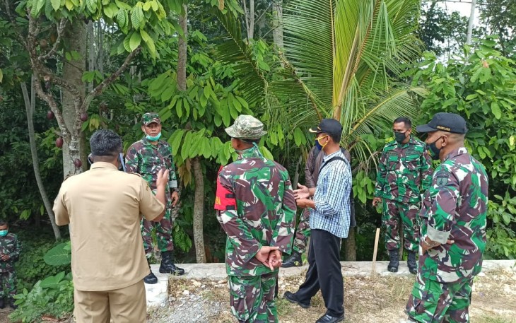 Kades Ngepoh Memberikan Wacana Pelaksanaan TMMD di Desanya