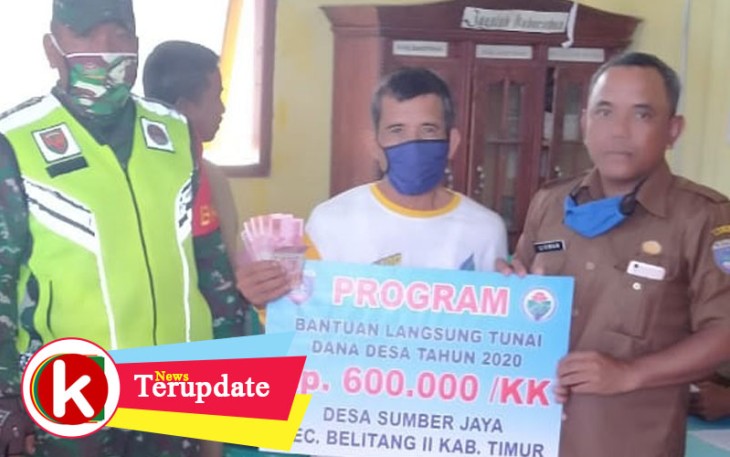 108 KK Warga Desa Sumber Jaya OKU Timur Terima BLT