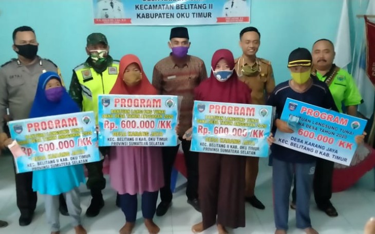 23 KK Desa Karang Jaya OKU Timur Terima BLT