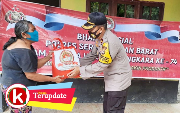 Wakapolres SBB Serahkan Bingkisan Kepada 13 Purnawirawan Polri dan 6 Warakauri