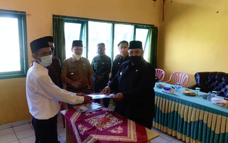 Wakil Bupati Bengkulu Selatan Rifai Tajuddin Lantik Anggota BPD Empat Desa di Kecamatan Kedurang 