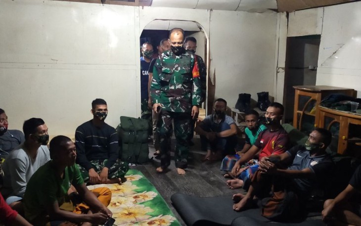 Dansatgas TMMD ke-108 kunjungi tempat istrahat anggota Satgas