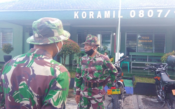 Ternyata Ini yang Disampaikan Bataud Koramil 0807/18 Kepada Anggota TNI